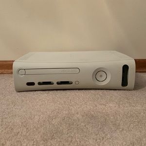 Xbox 360 with games